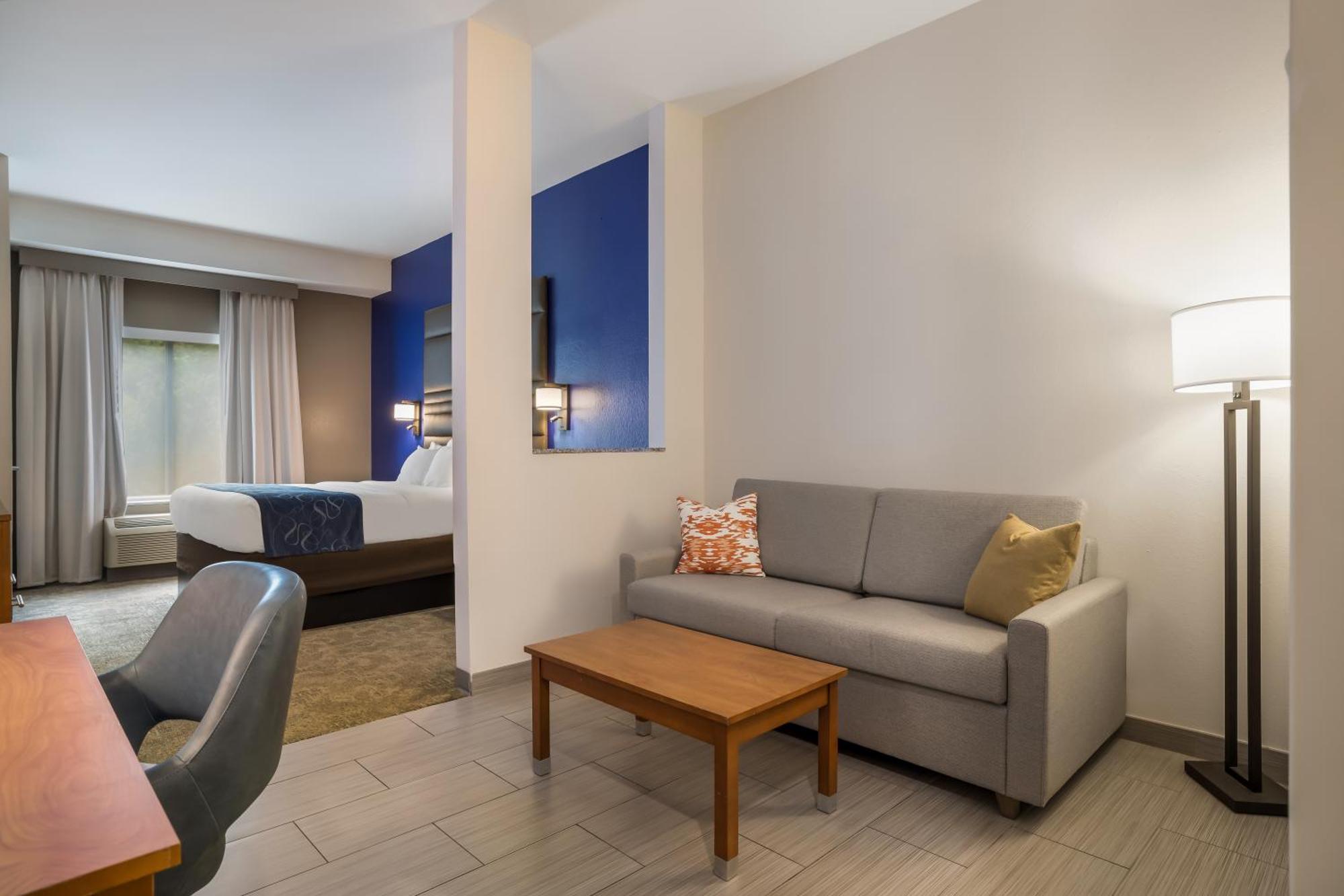 Comfort Suites Denham Springs Kültér fotó
