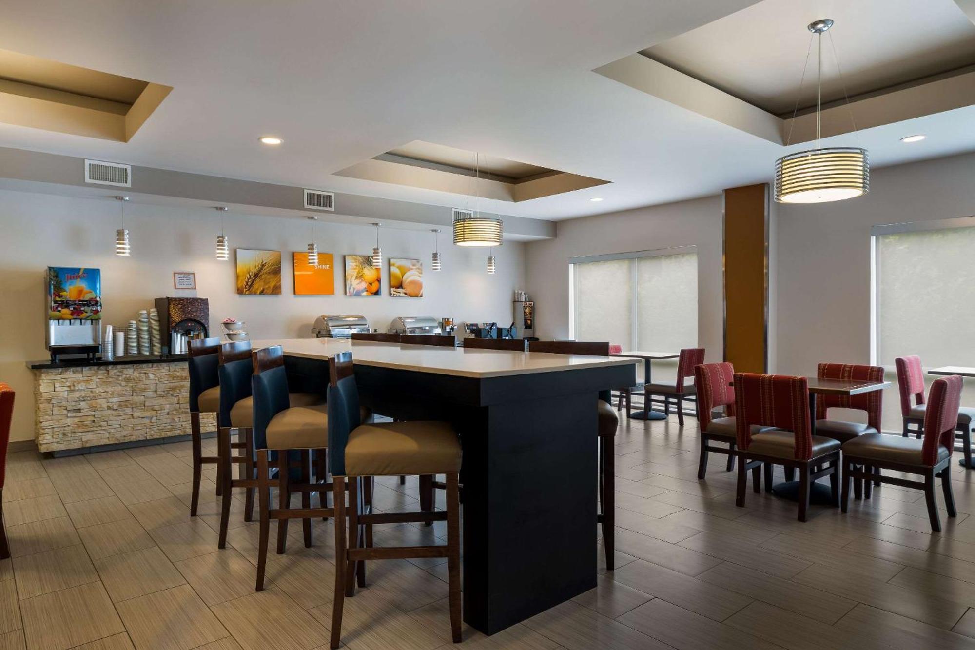 Comfort Suites Denham Springs Kültér fotó