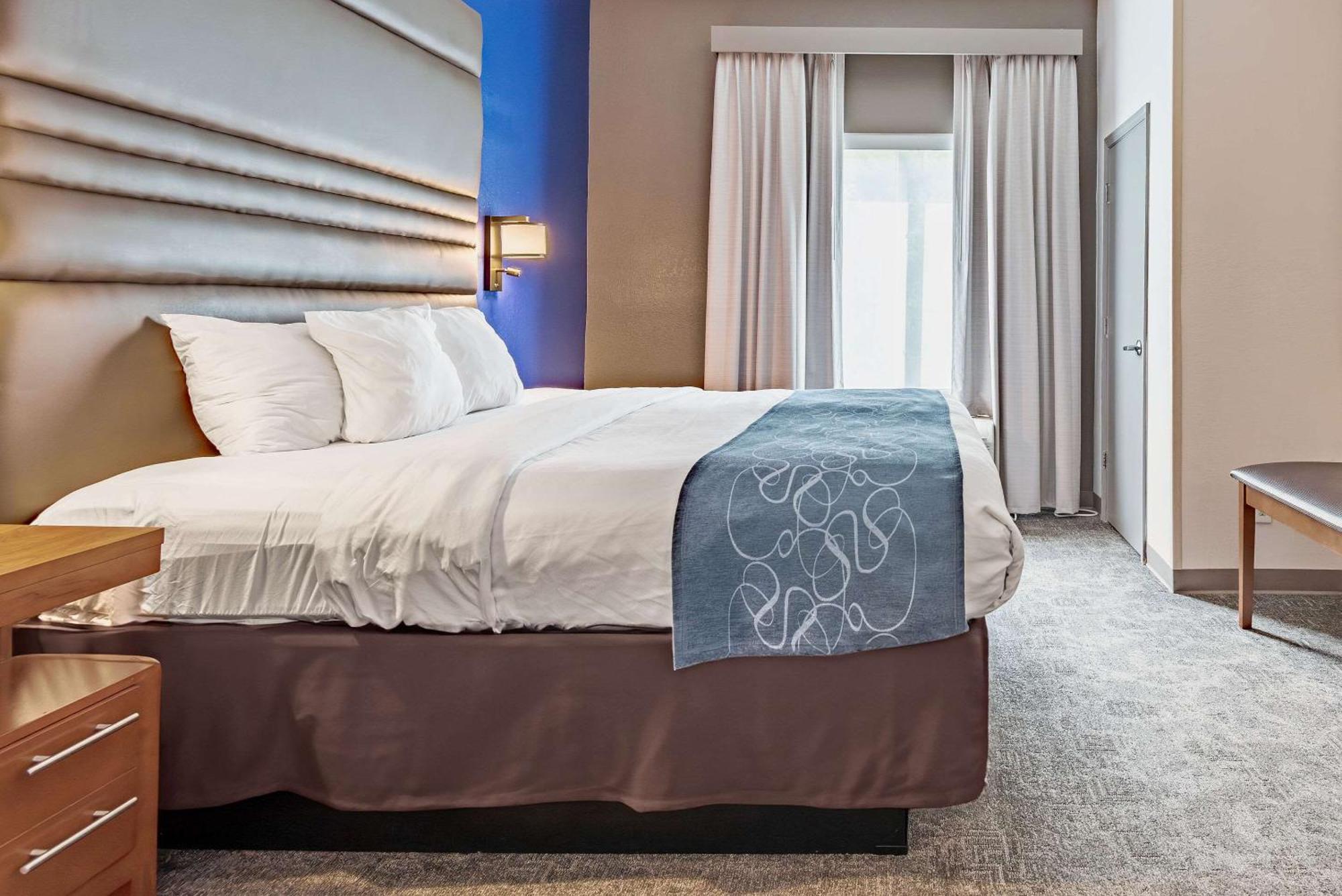 Comfort Suites Denham Springs Kültér fotó