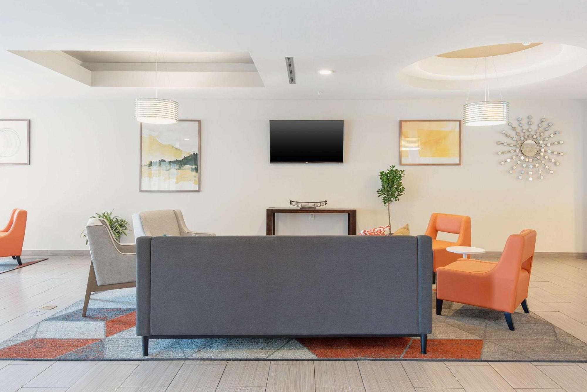 Comfort Suites Denham Springs Kültér fotó