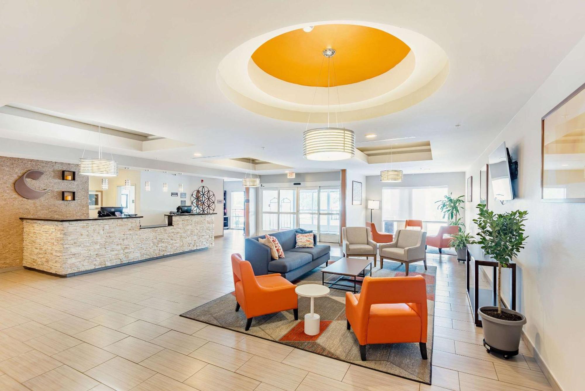Comfort Suites Denham Springs Kültér fotó